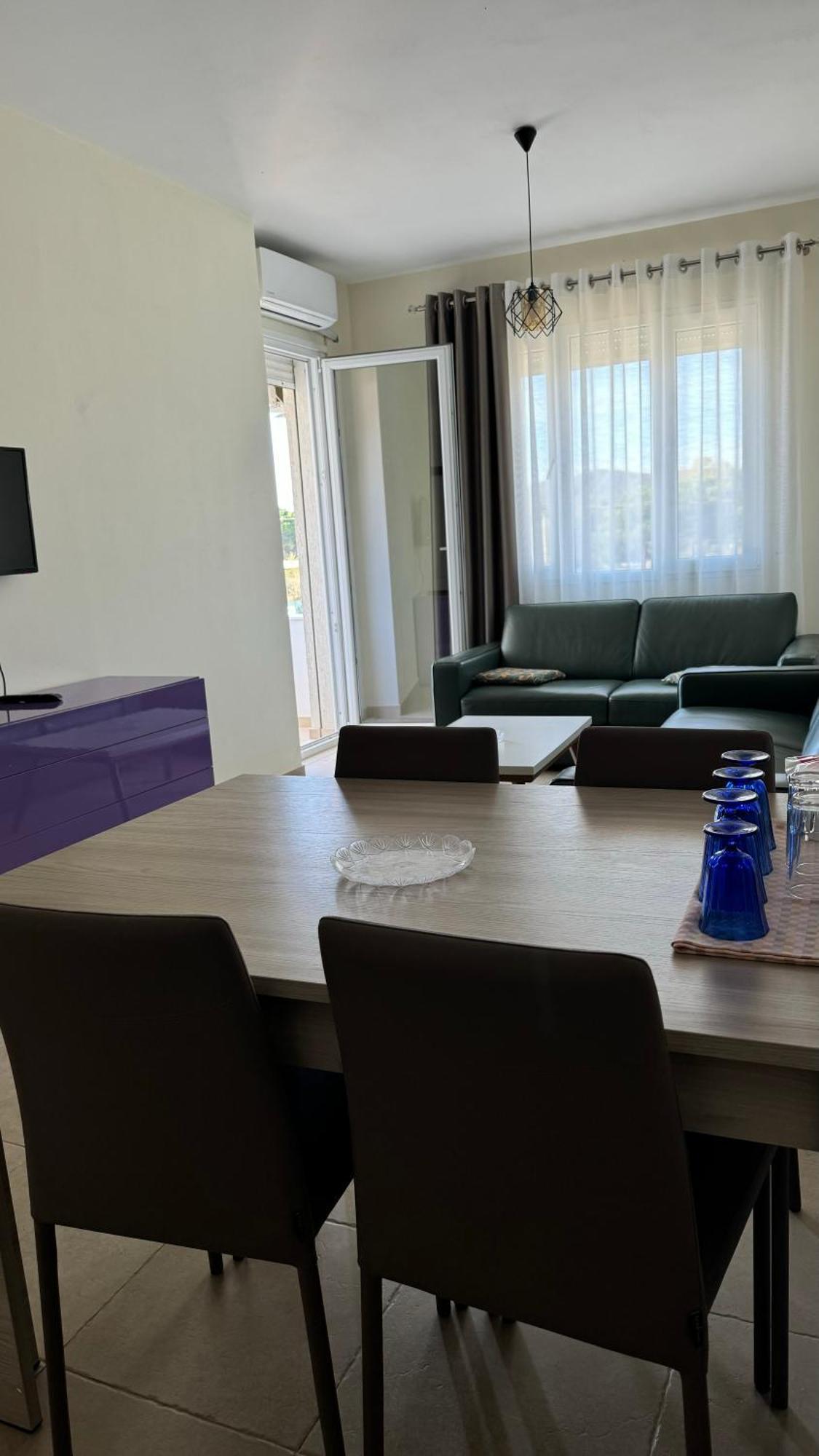 Appartement Todhe - Gjiri I Lalezit 500 Meters From The